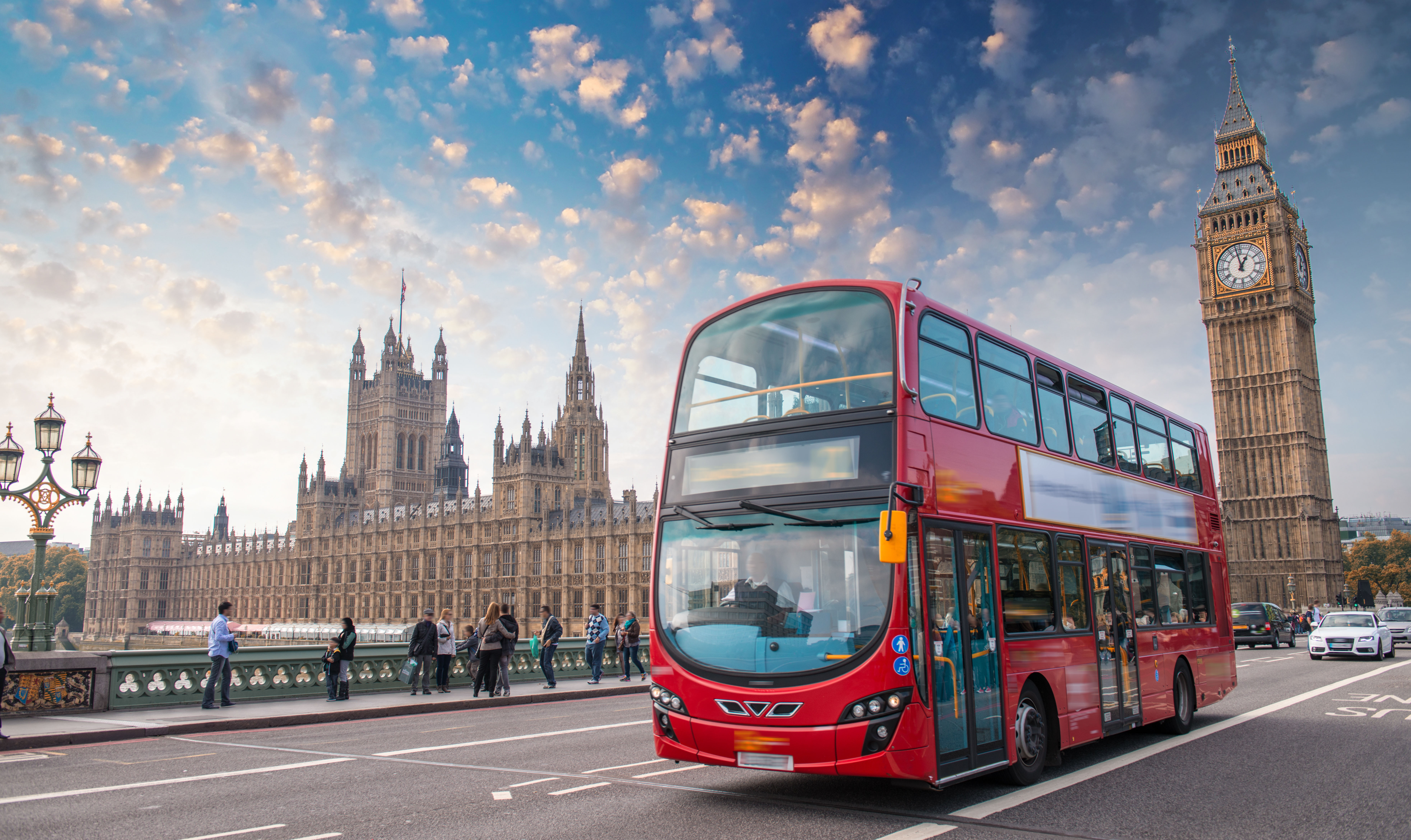Просто лондон. Лондон автобус Биг Бен. Биг Бен и красный автобус. Красный Лондонский автобус. Автобус Великобритании.